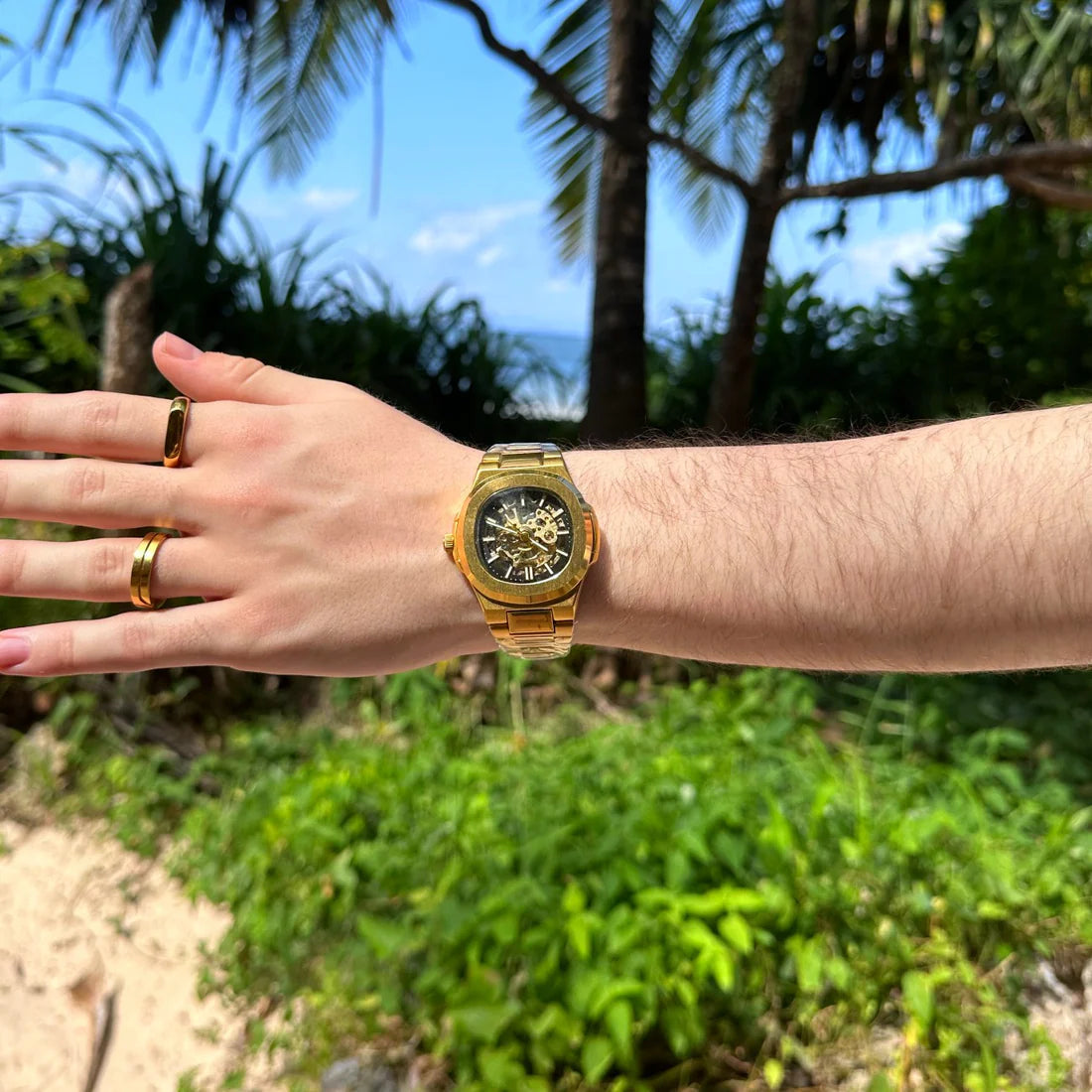 VᐱLENZO ICON DOURADO